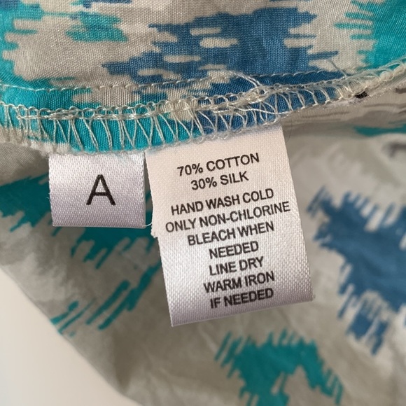 Loft Cotton and Silk blend sleeveless blouse - Picture 6 of 8